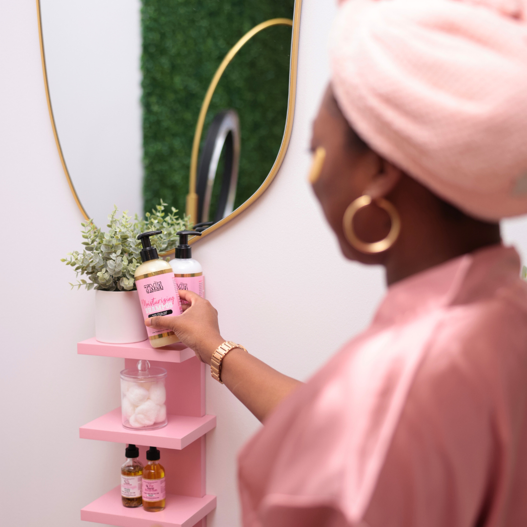 Moisturizing Shampoo - The Mane Attraction